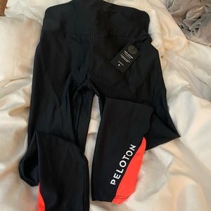 nwt peloton capris lanstonsport black size medium